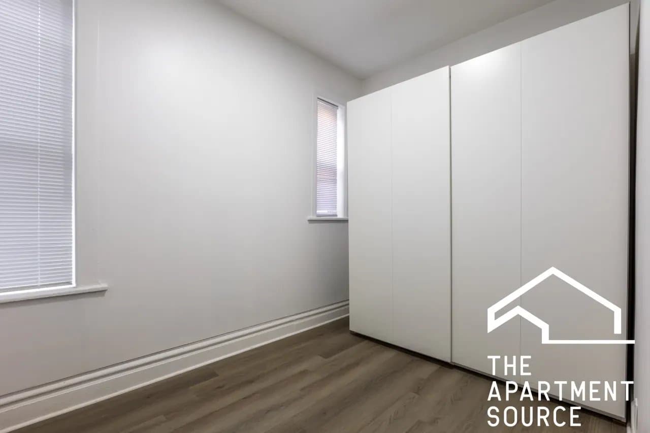 Chicago Apartment: 1841 North Kedzie Avenue #2R Chicago, IL 60647