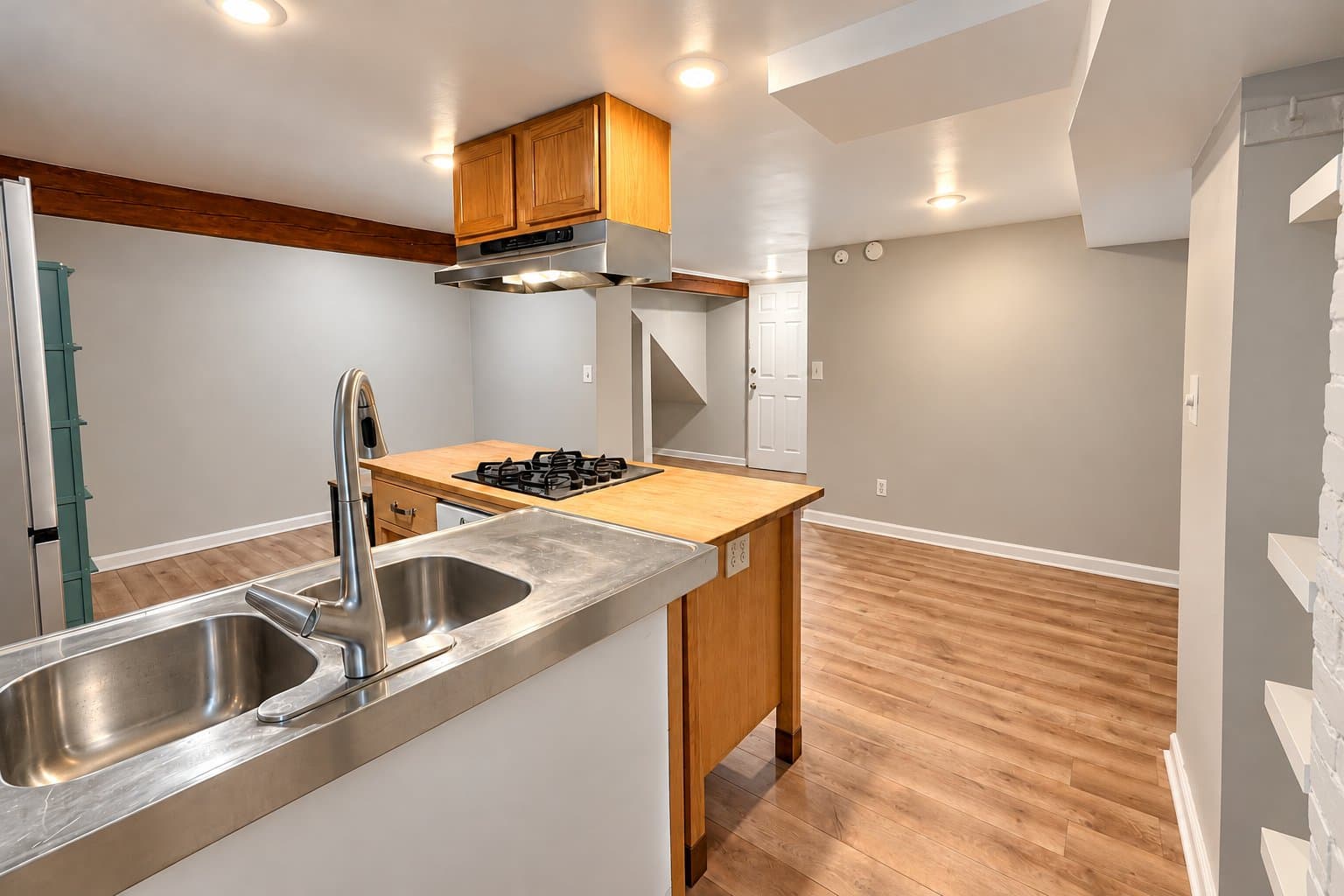 Washington House: 3343 17th Street NW