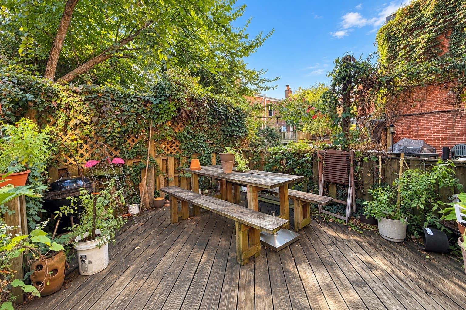 Washington House: 3343 17th Street NW
