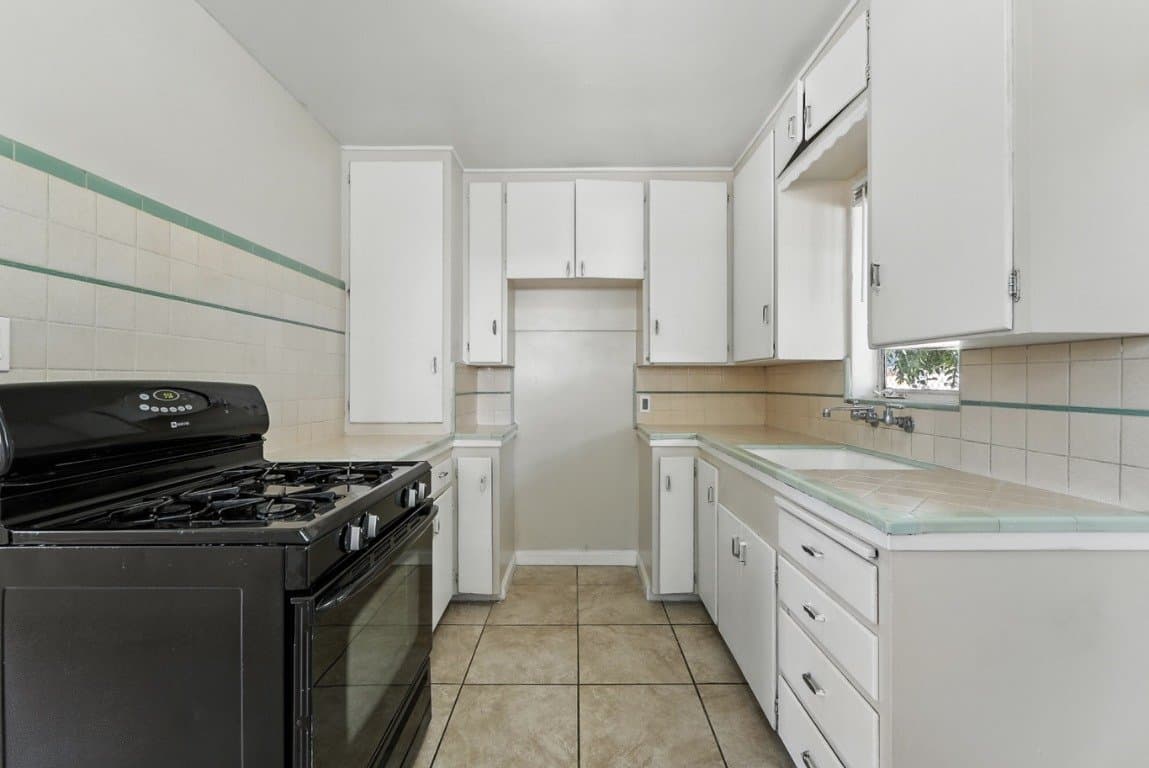 Merced Apartment: 127 W 18th St, Merced, CA 95340