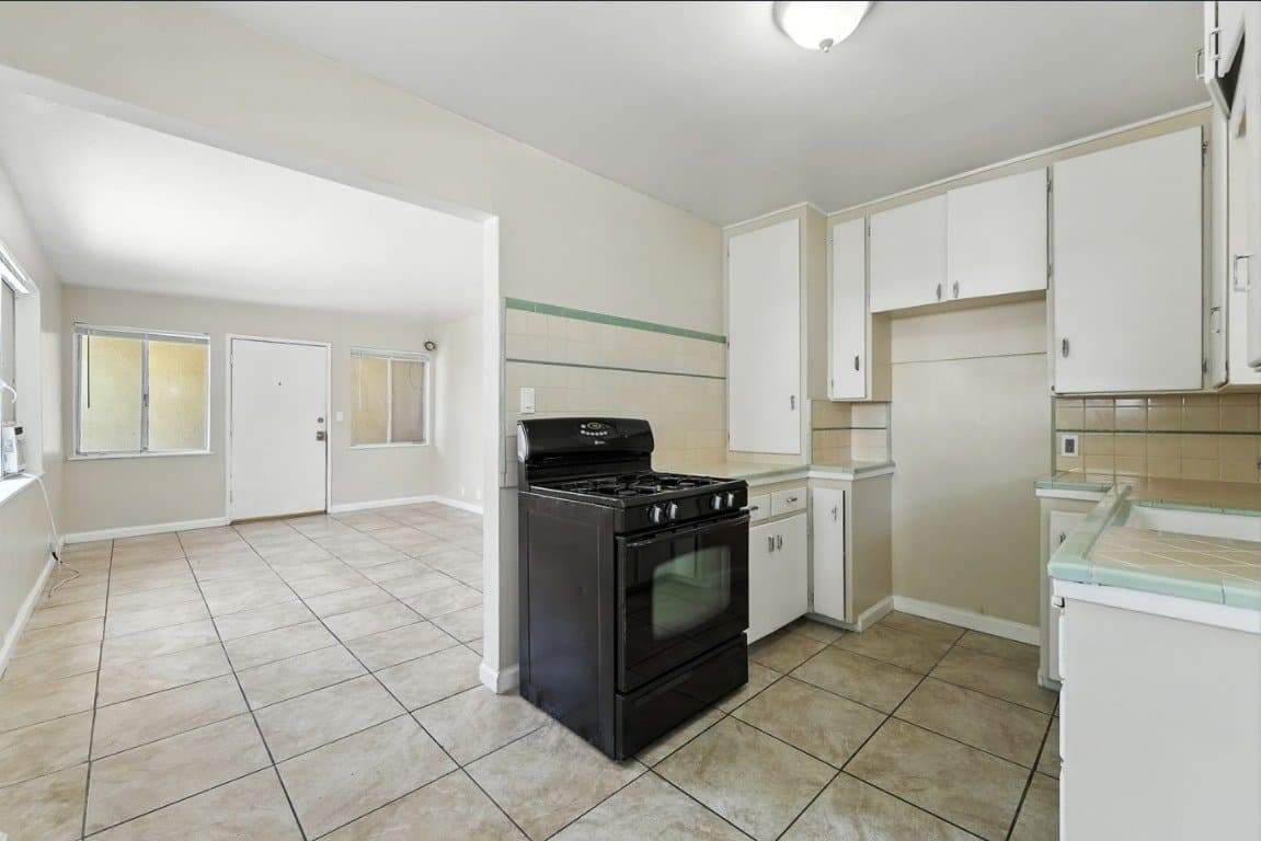 Merced Apartment: 127 W 18th St, Merced, CA 95340