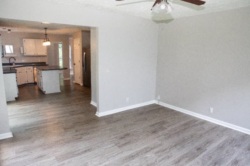 Smyrna House: 215 Ella Street
