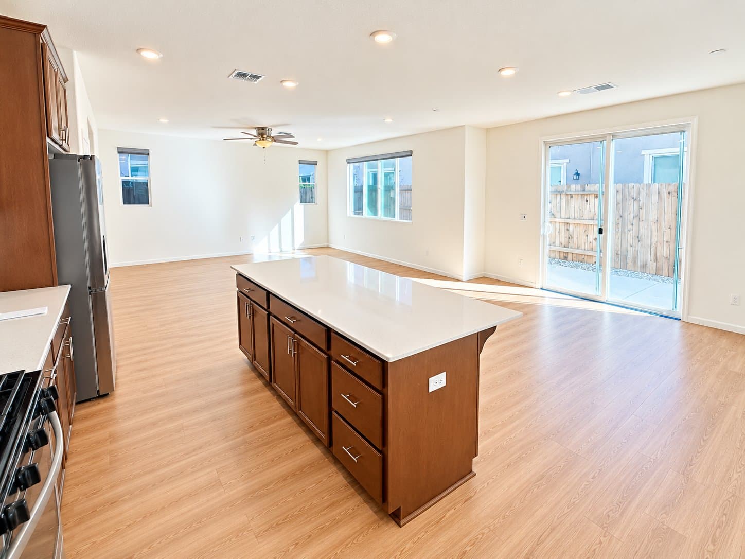 Folsom House: 3209 Auburn Leaf Loop