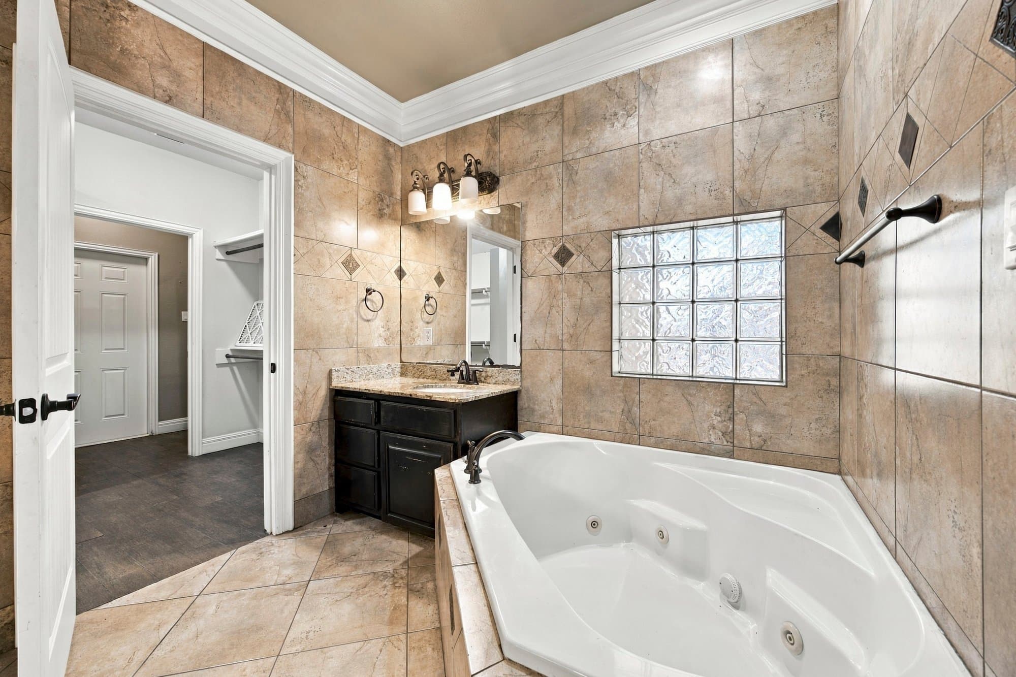 Corpus Christi House: 5705 Aava