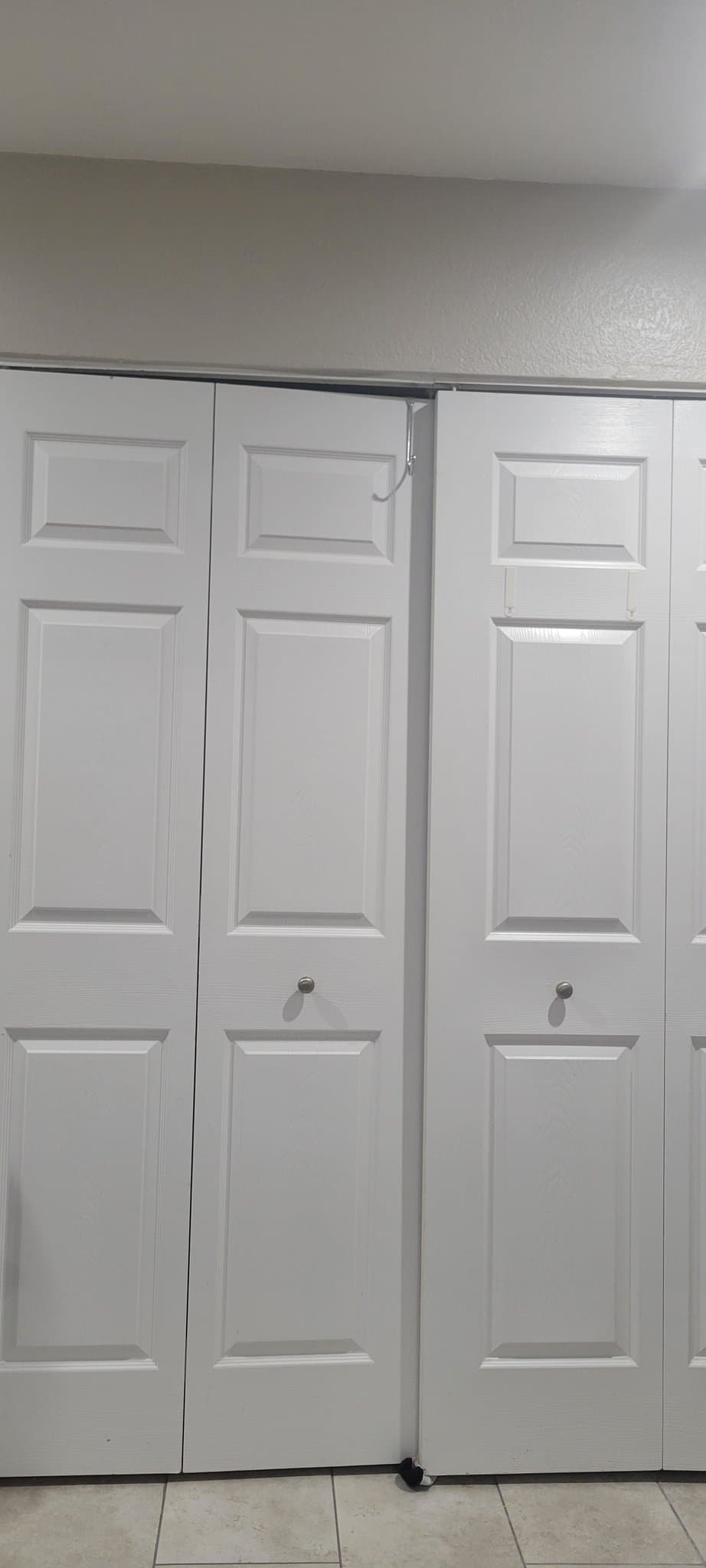 Phoenix Single Room: 740 W Elm St