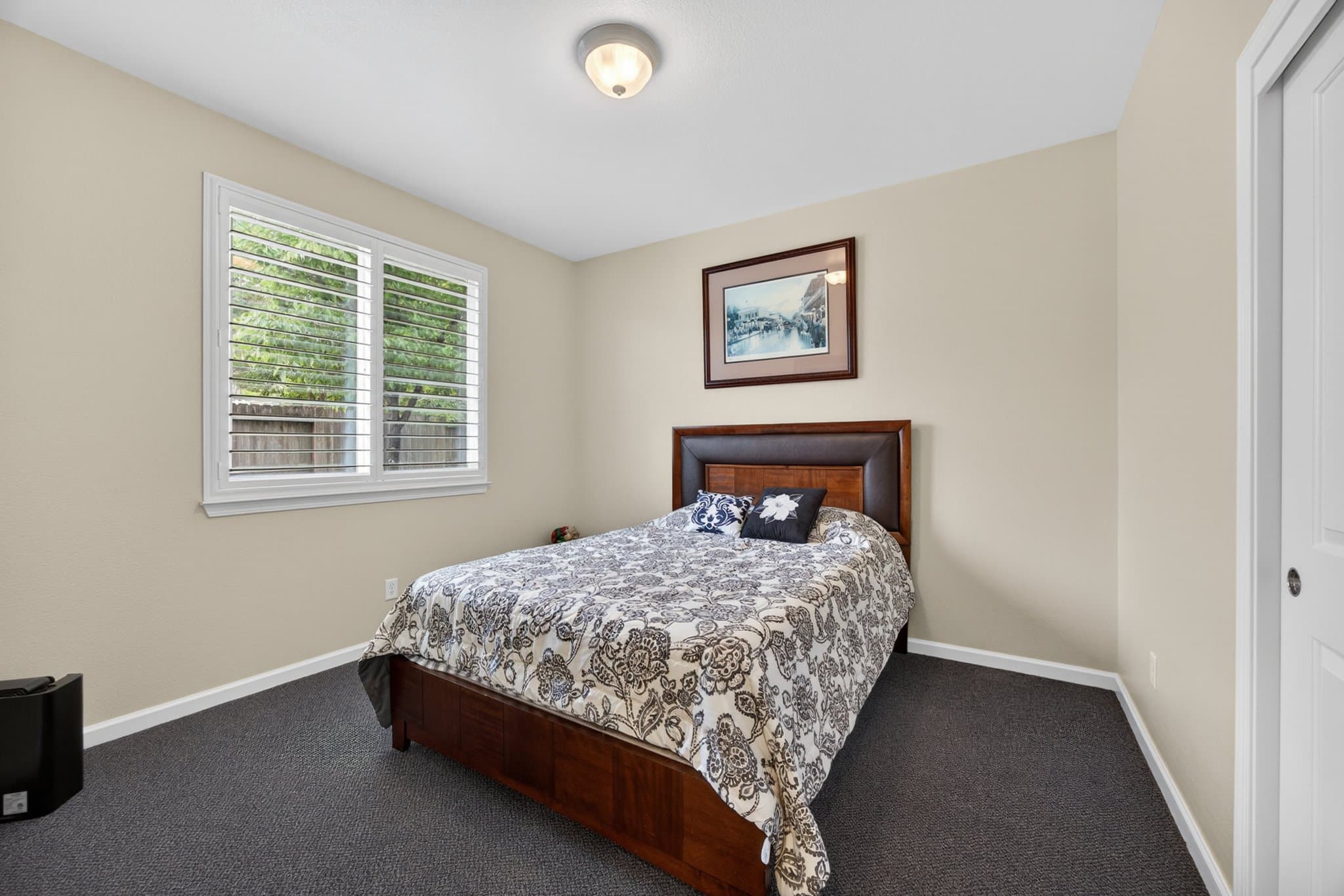Elk Grove House: 7401 Rothchilds Court