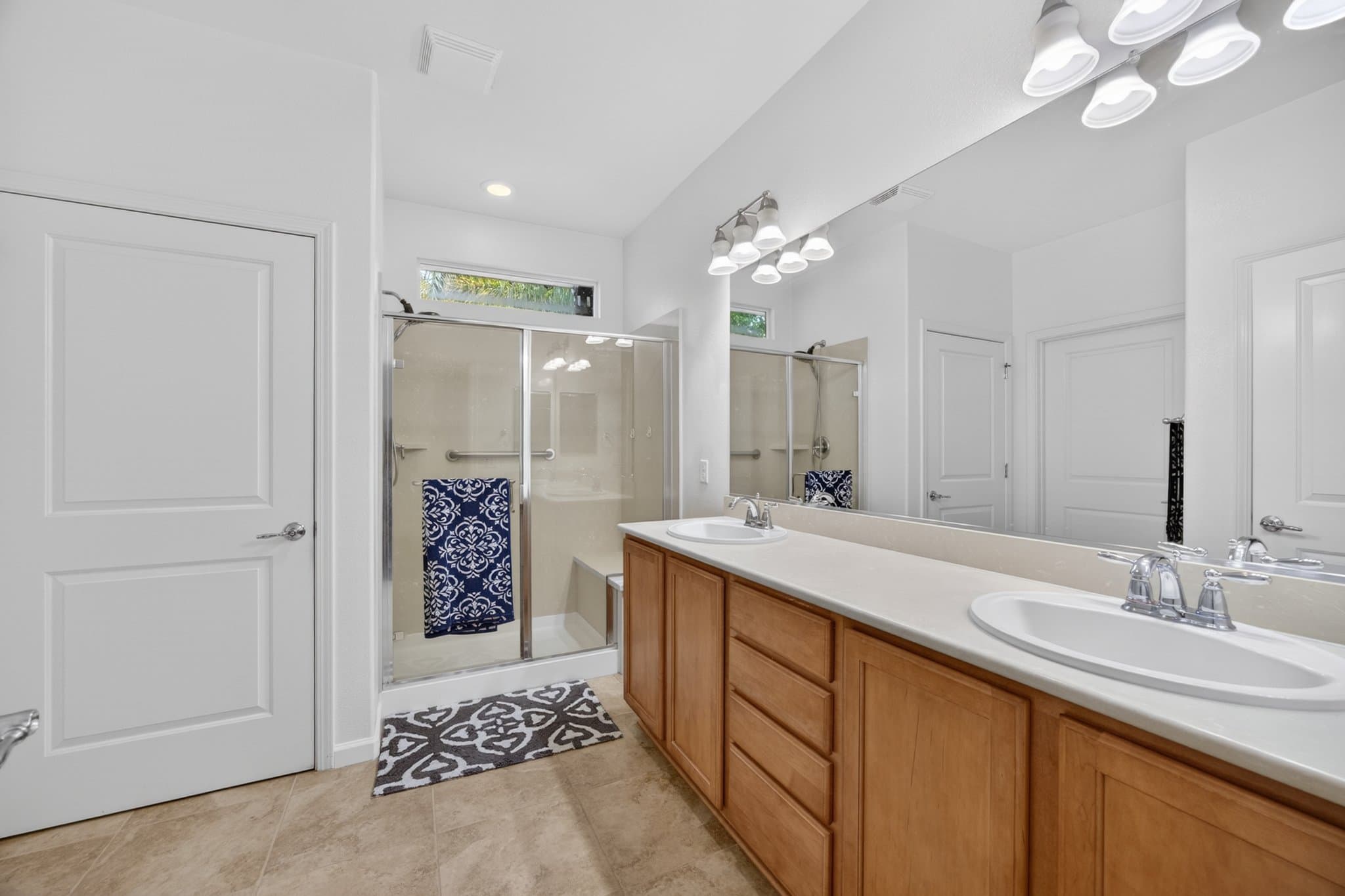 Elk Grove House: 7401 Rothchilds Court