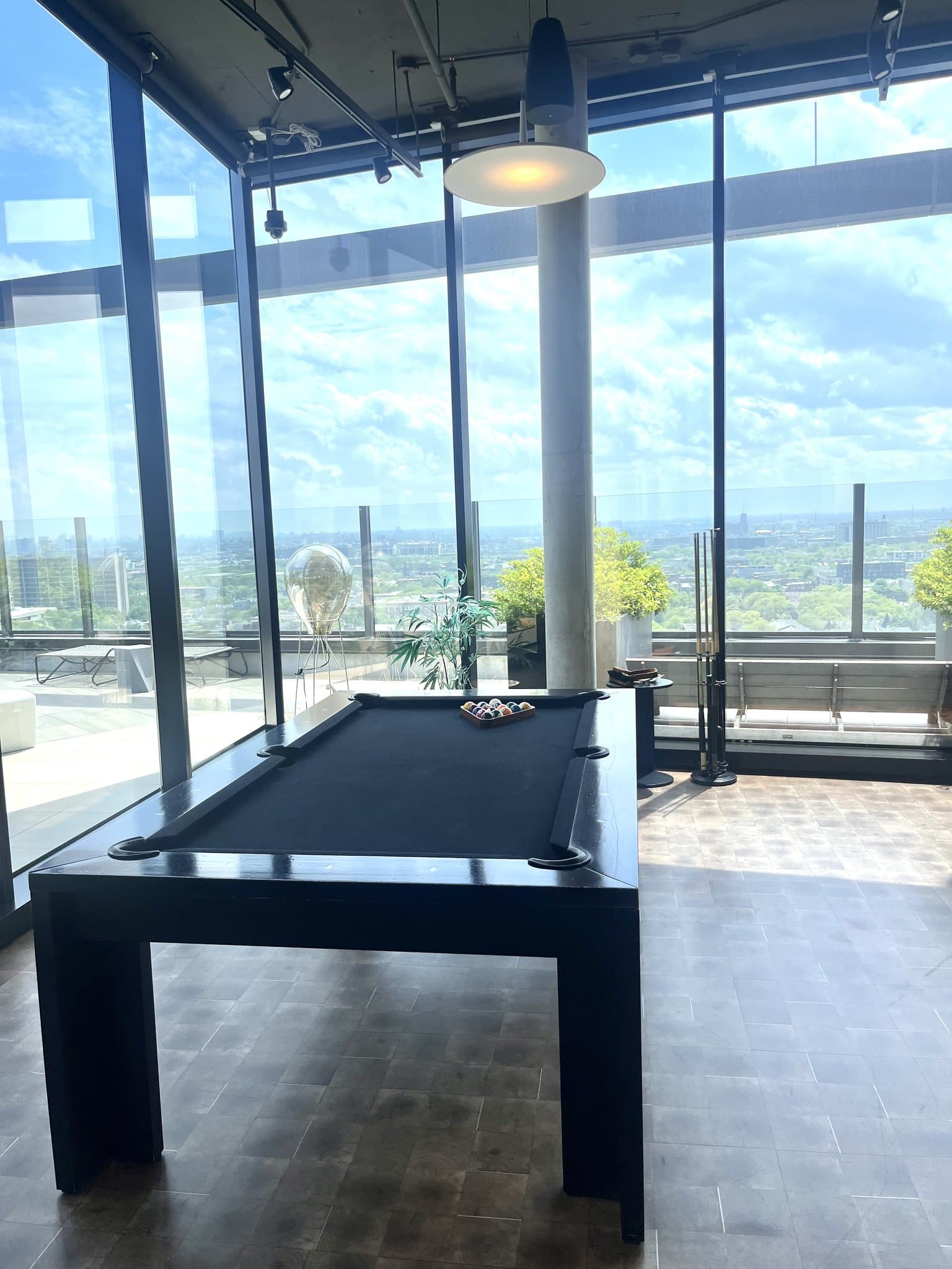 Chicago Condo: 1143 W Van Buren