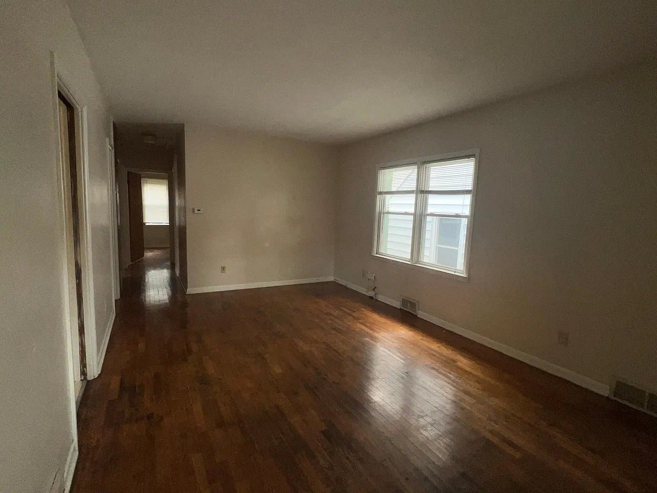 East Lansing House: 526 Spartan Ave