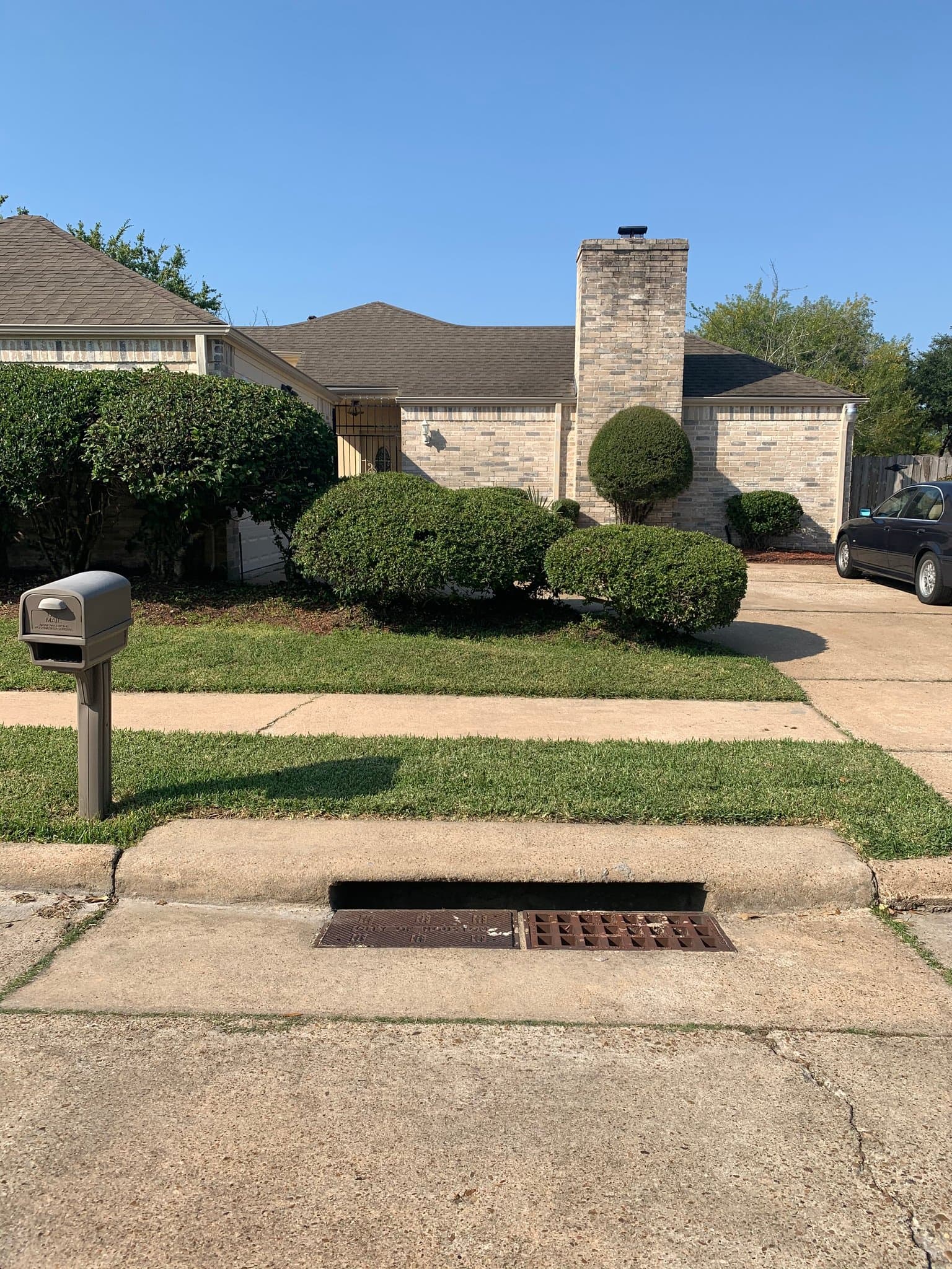 Houston House: 7602 Teal Run Dr