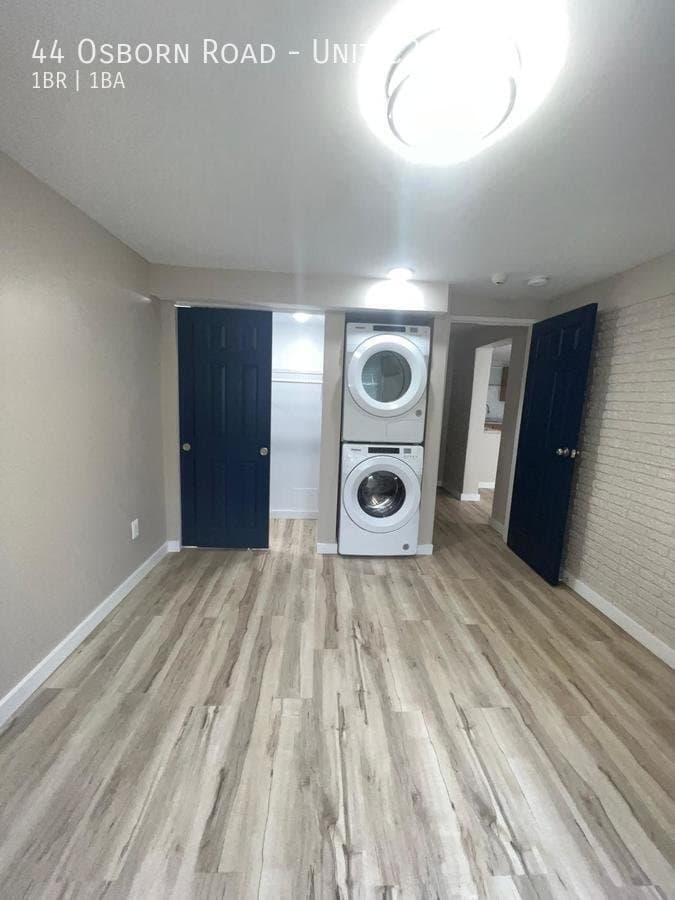Naugatuck Apartment: 44 Osborn Road