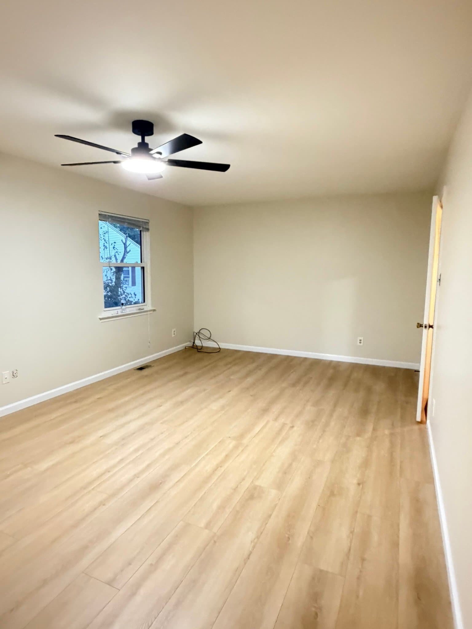 Mount Laurel Townhome: 17 Farnwood Rd