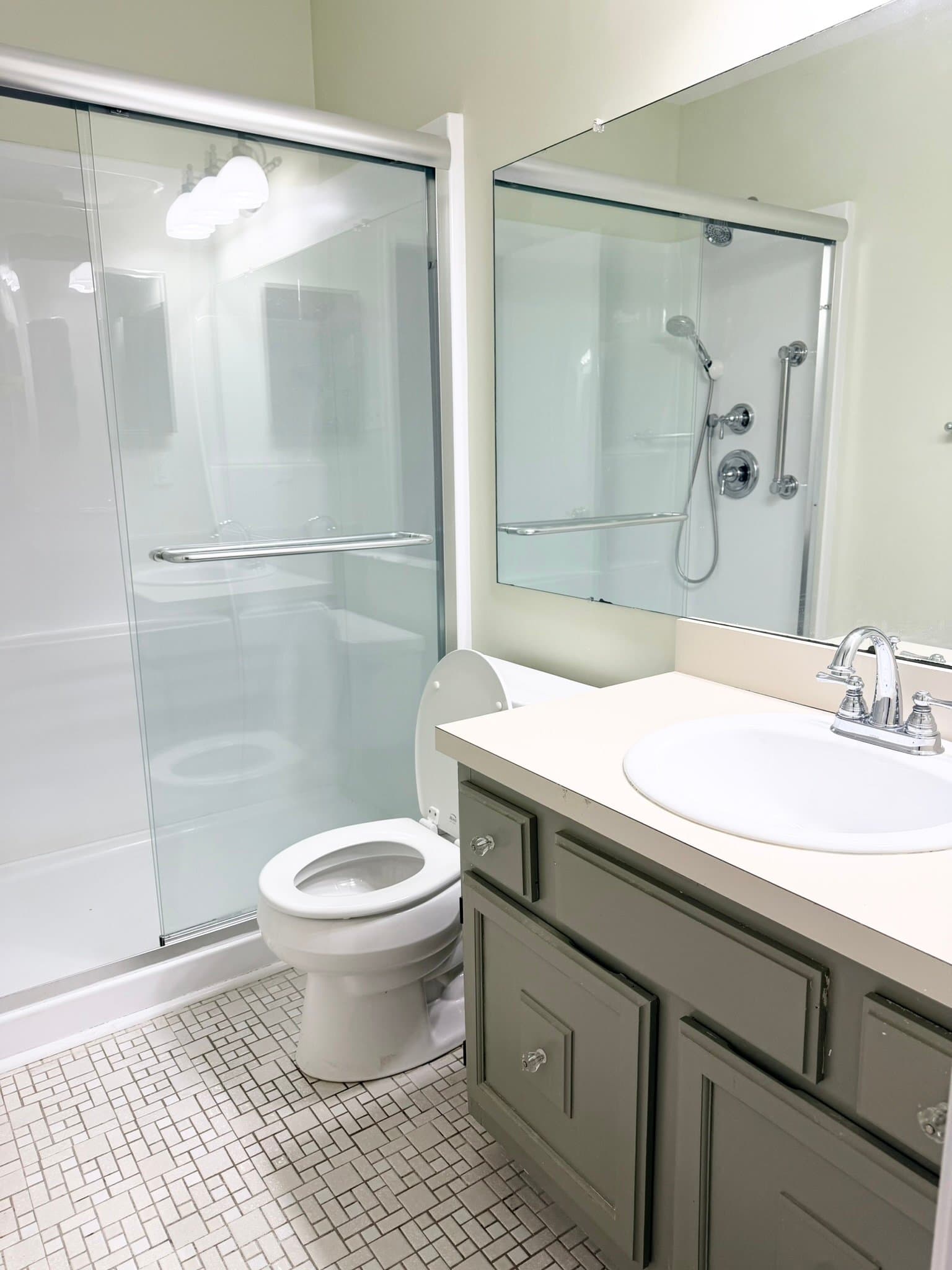Mount Laurel Townhome: 17 Farnwood Rd