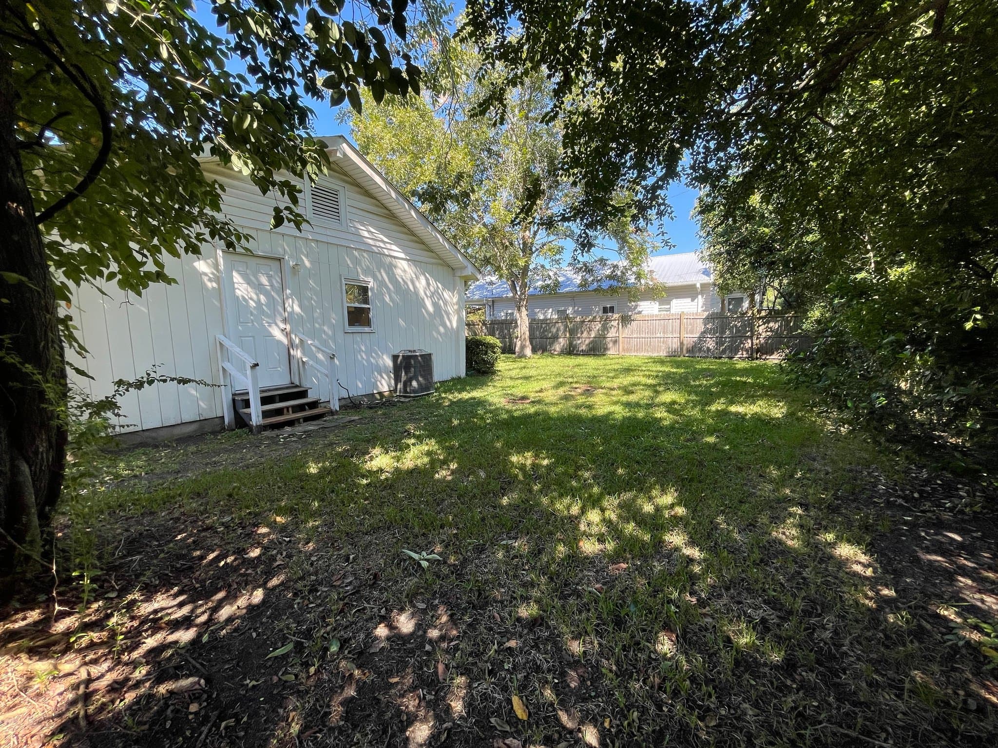 Wilmington House: 319 S 13th St