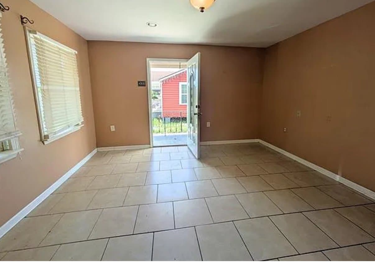 New Orleans House: 4745 Tulip Street