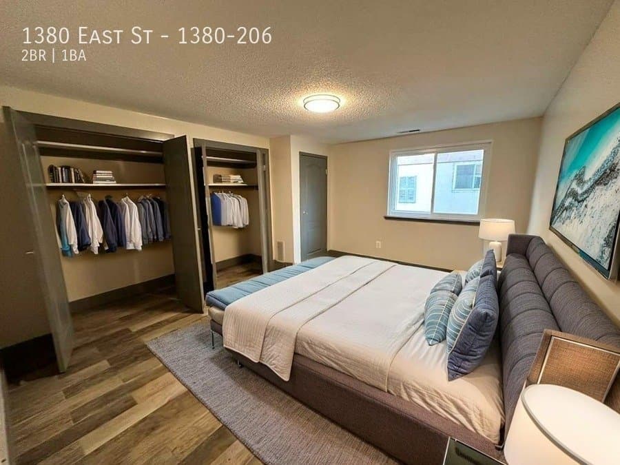 New Britain Apartment: 1380 East St