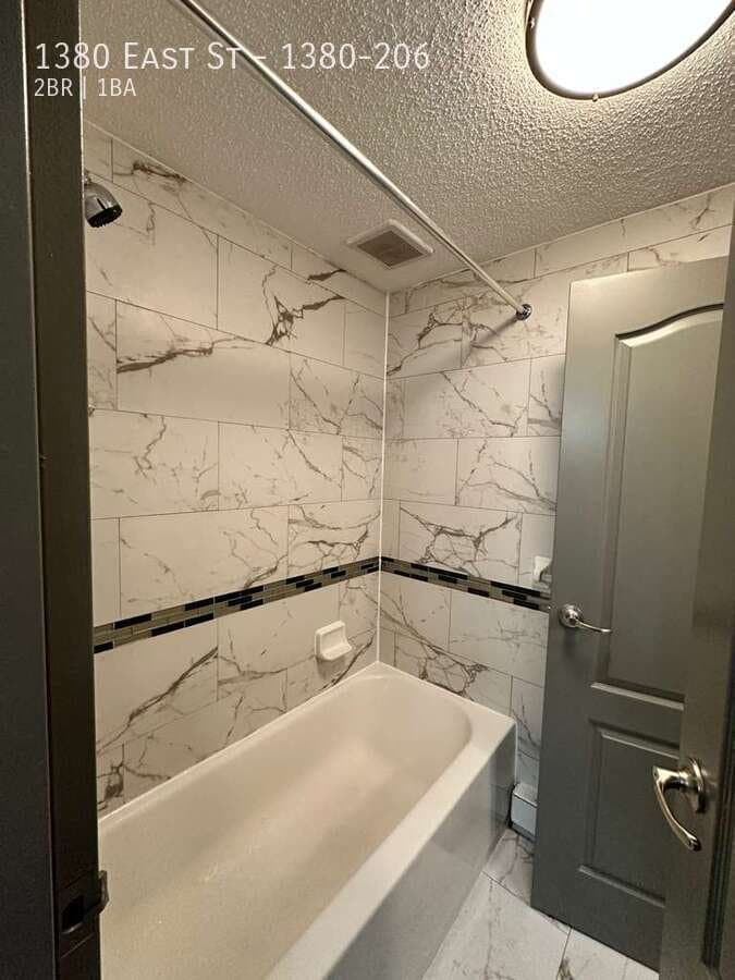 New Britain Apartment: 1380 East St