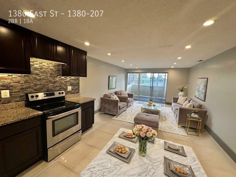New Britain Apartment: 1380 East St