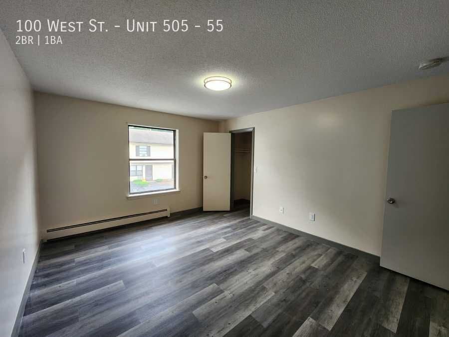 Vernon Apartment: 100 West St.