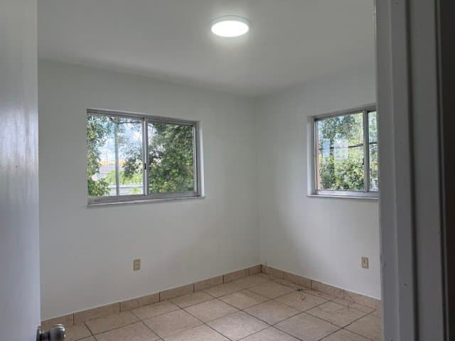 Miami Apartment: 2126 SW 2nd St