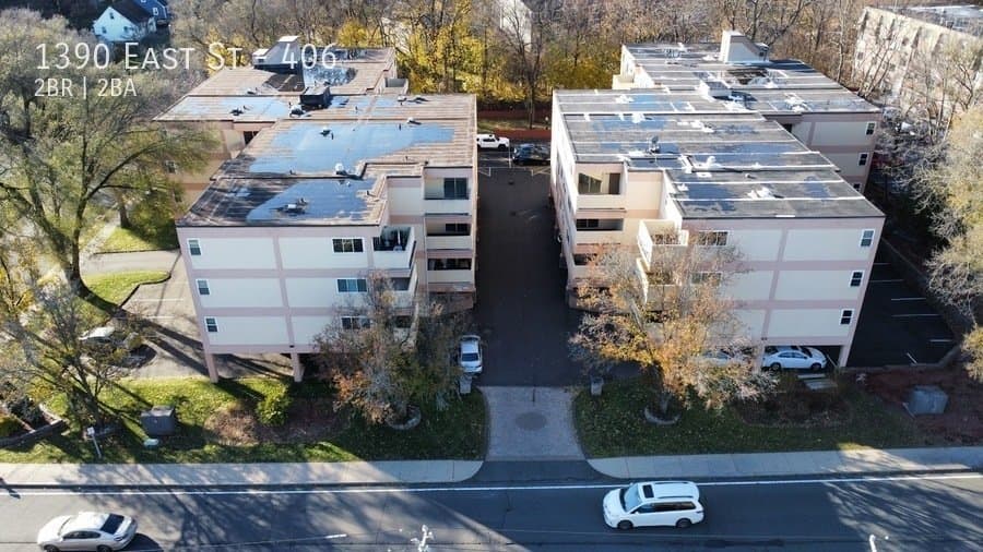 New Britain Apartment: 1390 East St