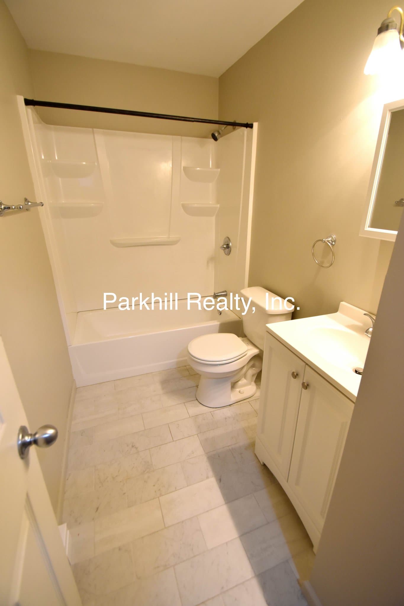 Pen Argyl Apartment: 420 W. Pennsylvania Ave.