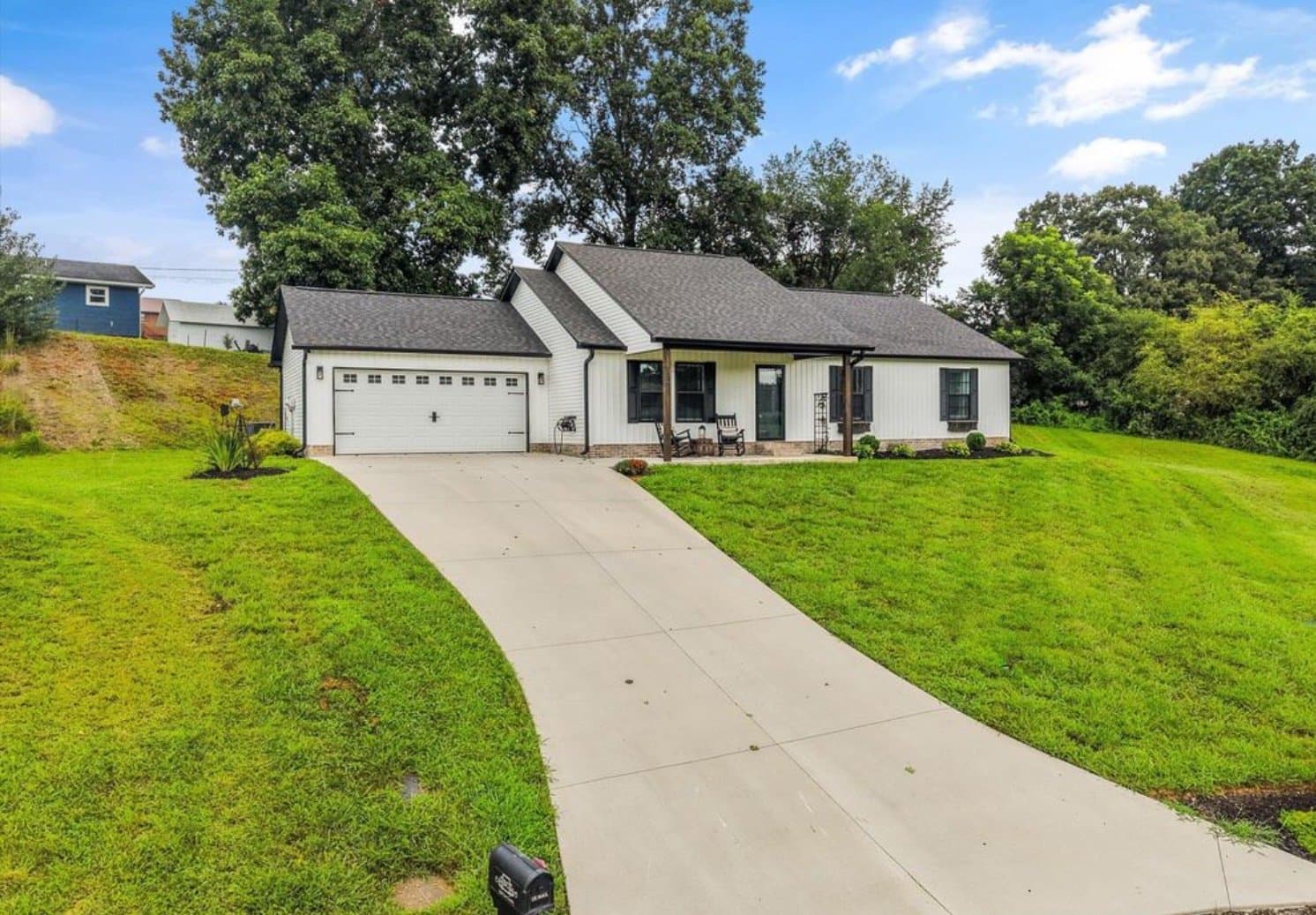 Jacksboro House: 126 Zoe Cir