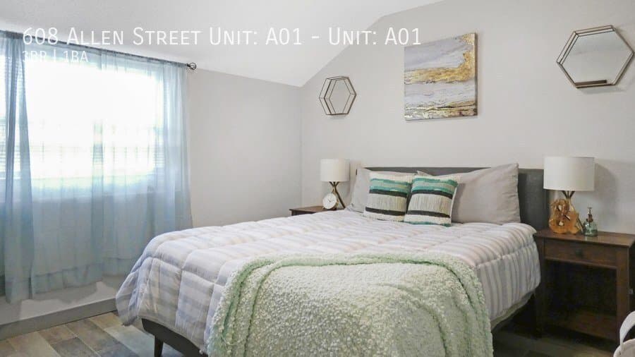 New Britain Apartment: 608 Allen Street