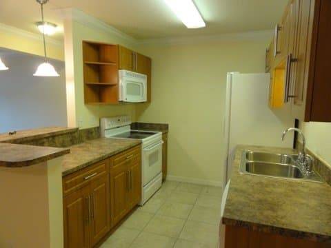 Altamonte Springs Condo: 155 Pearl Lake CSWY