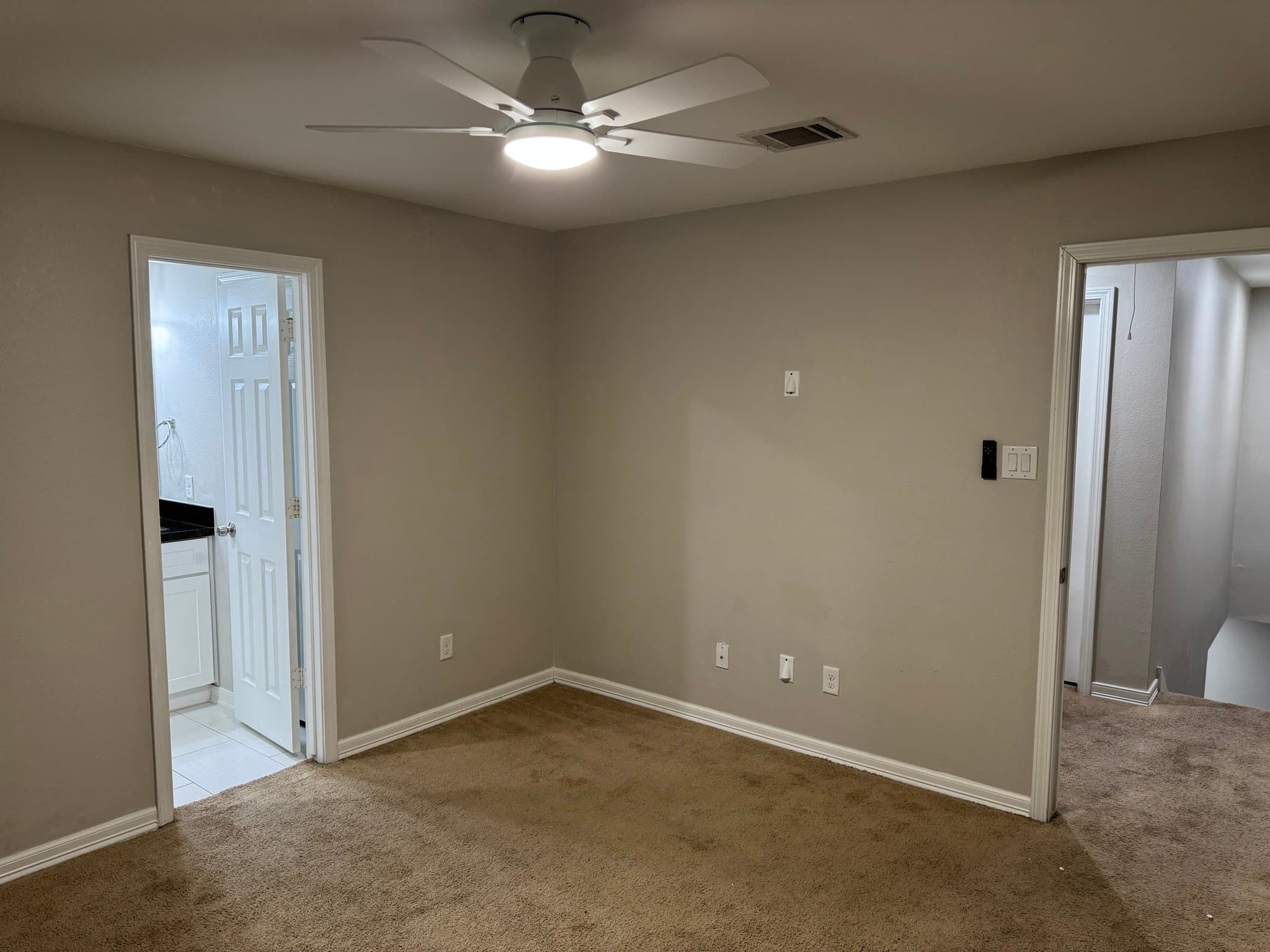 Houston Multiplex: 5005 Mallow St
