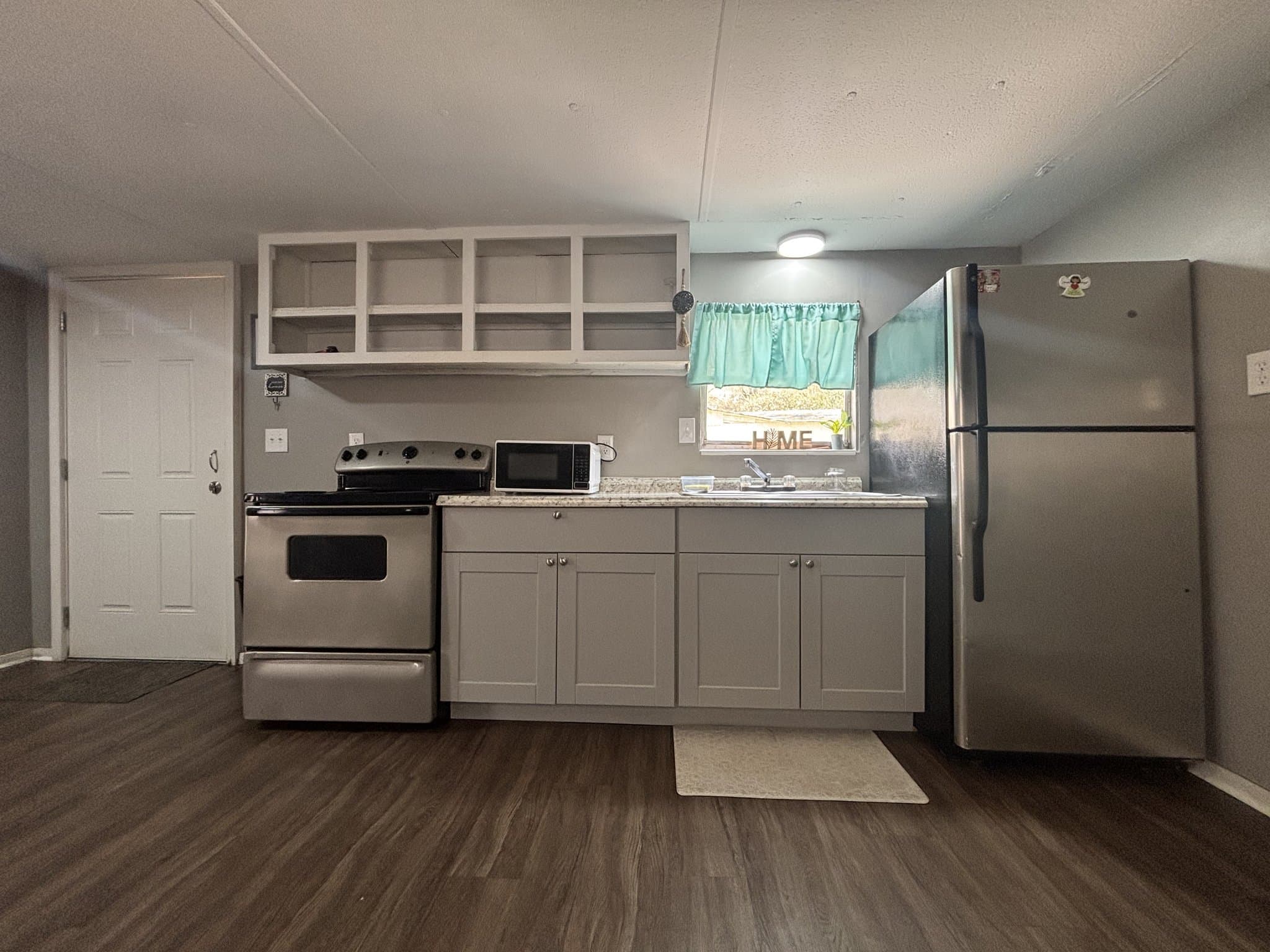 Mobile House: 3351 Denmark Rd