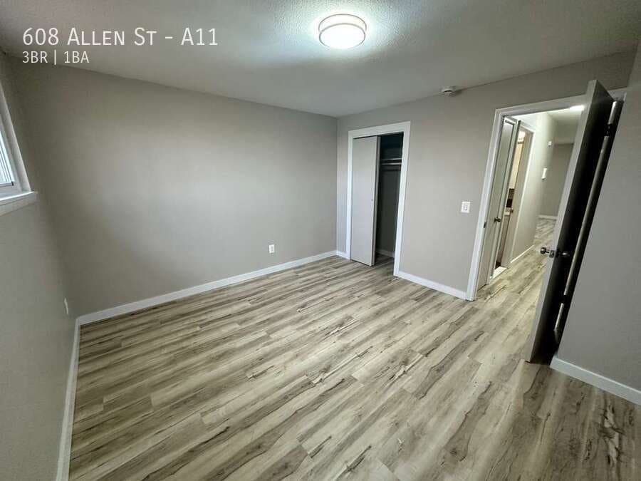New Britain Apartment: 608 Allen St