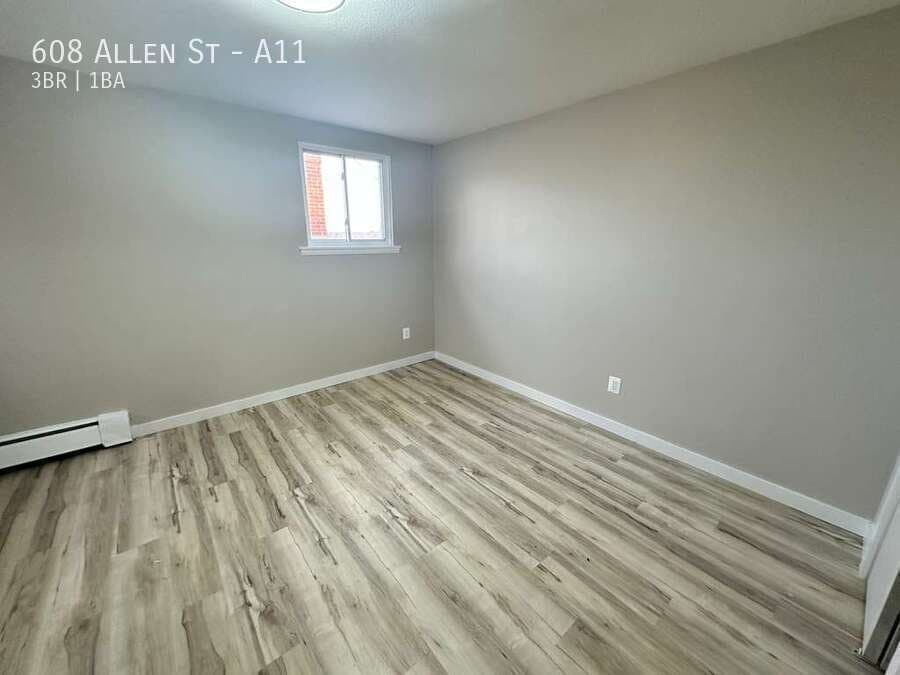 New Britain Apartment: 608 Allen St