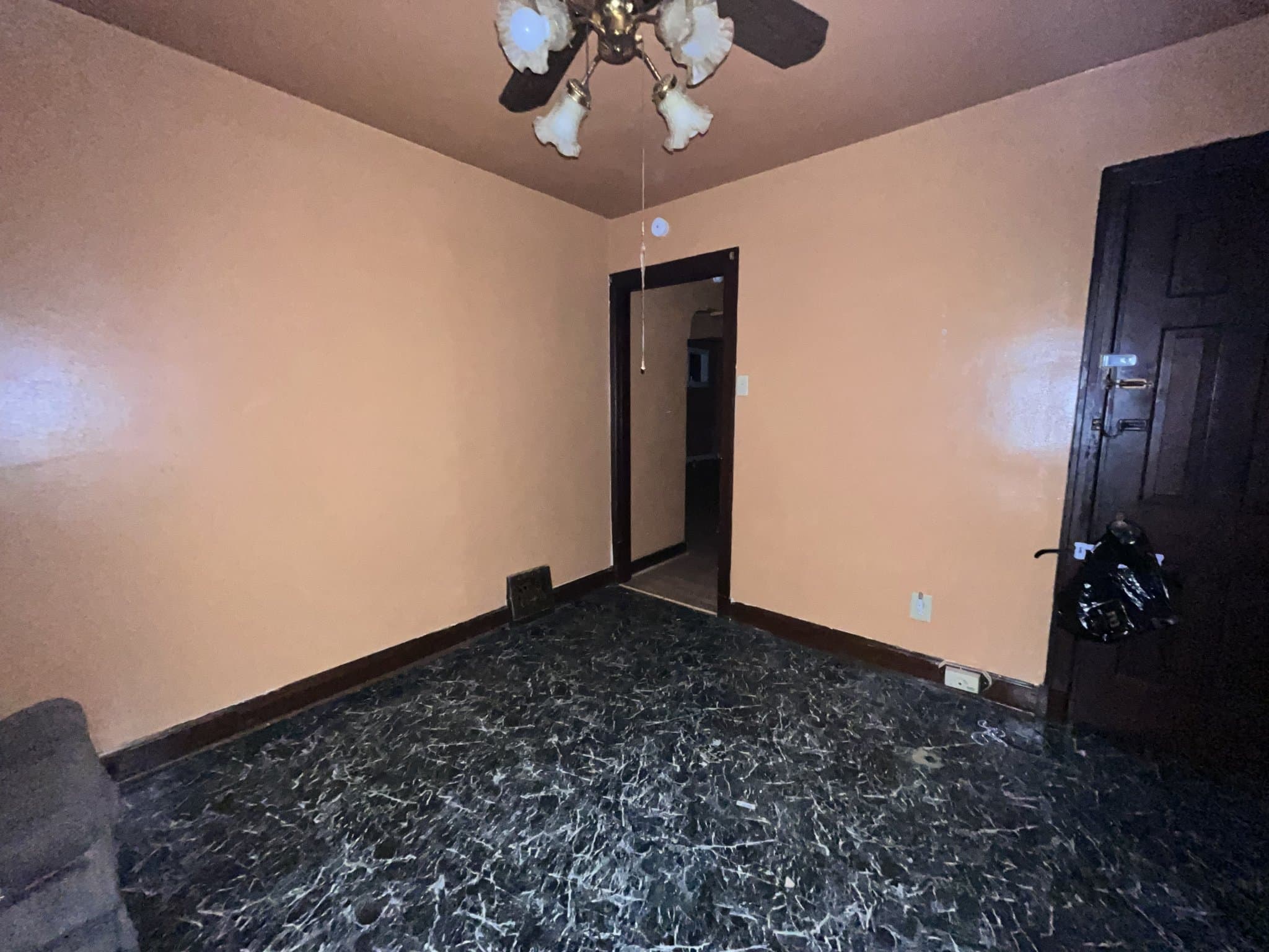 St. Louis House: 6153 Laura Ave.