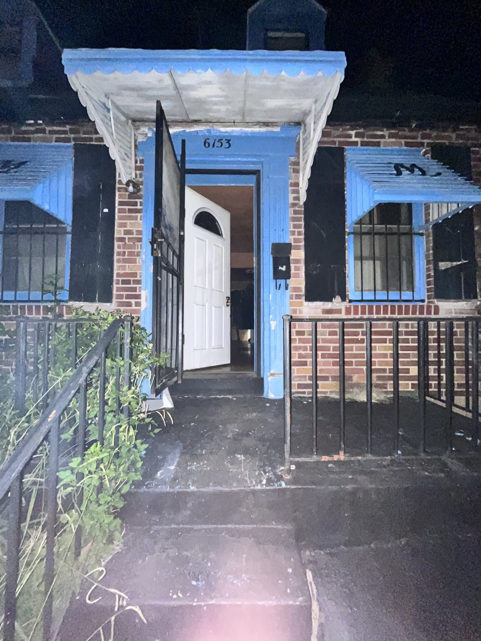 St. Louis House: 6153 Laura Ave.