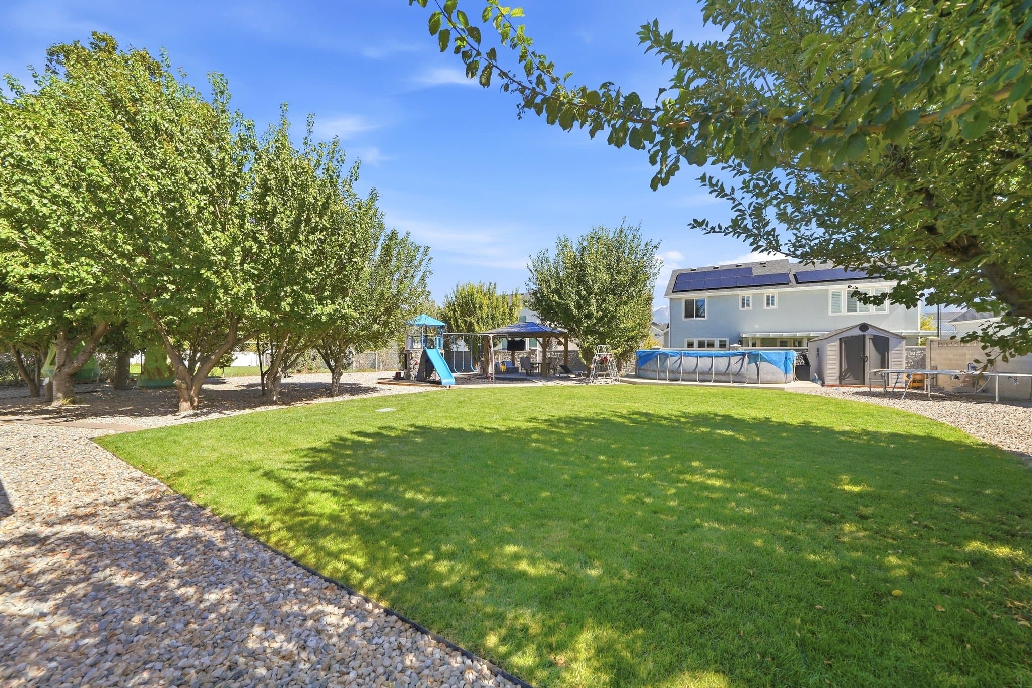 South Jordan House: 9507 South 1860 West