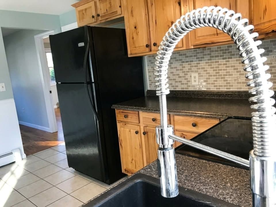 Yarmouth Townhome: 81 Hillside St