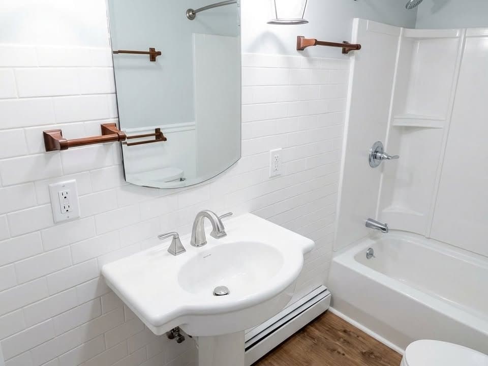 Yarmouth Townhome: 81 Hillside St