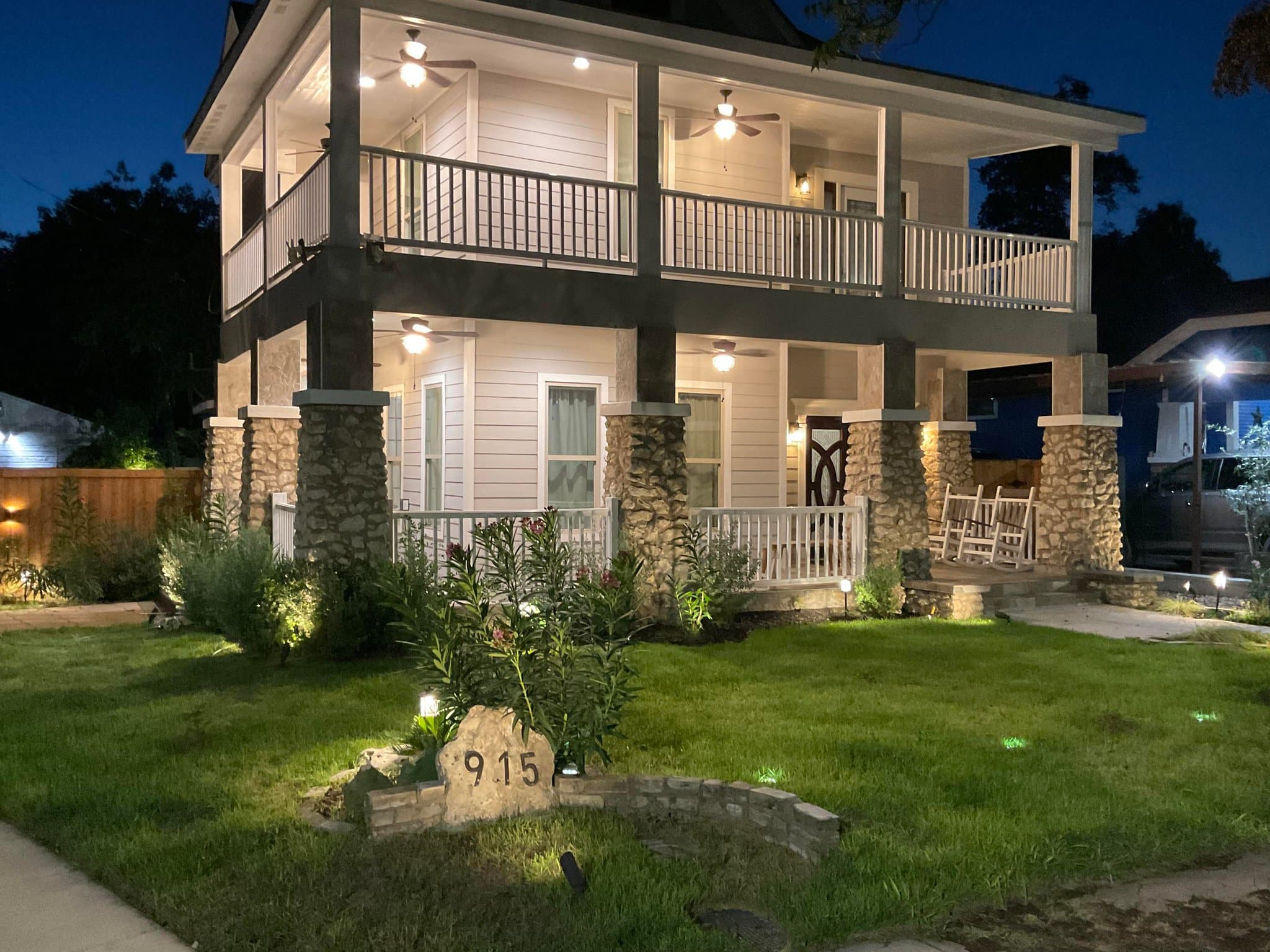 San Antonio House: 915 S Gevers St