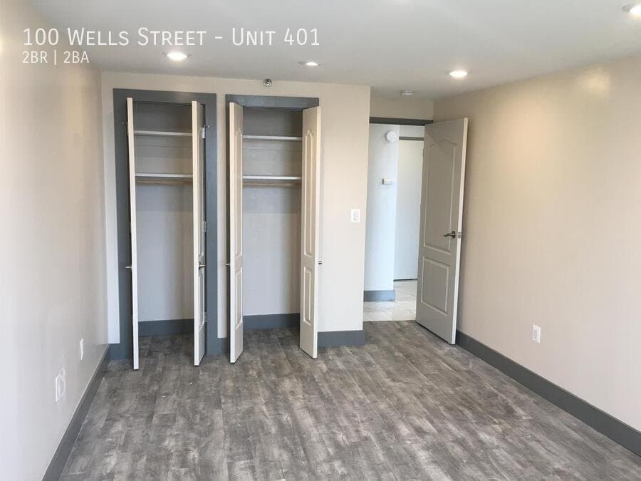 Hartford Apartment: 100 Wells Street
