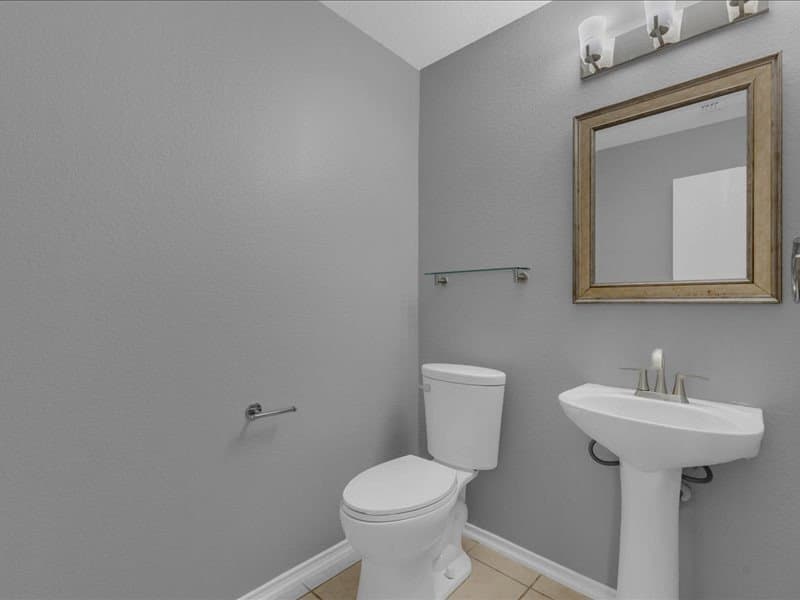 Princeton House: 1106 Caroline Dr
