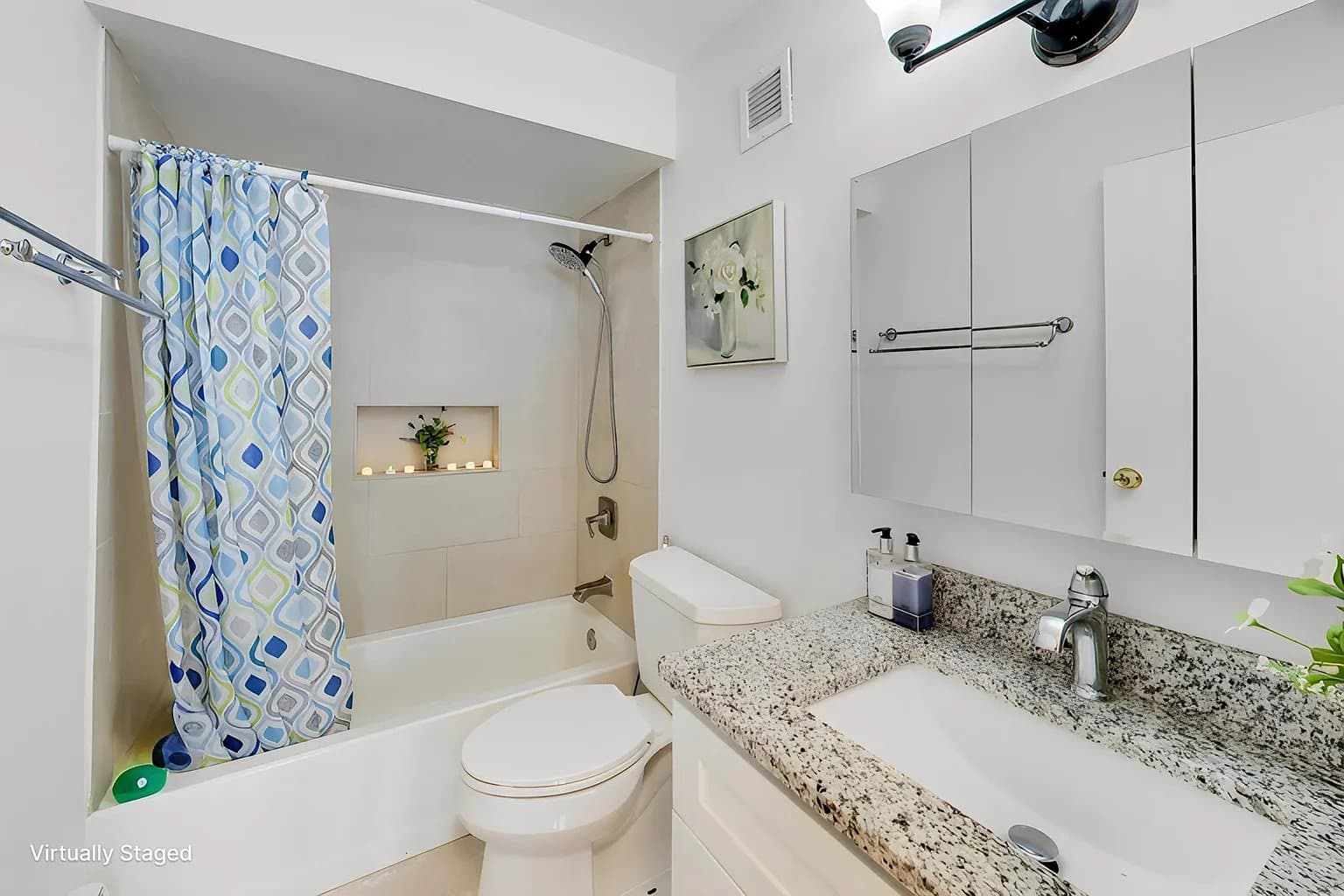 Buffalo Grove House: 10 Old Oak Dr