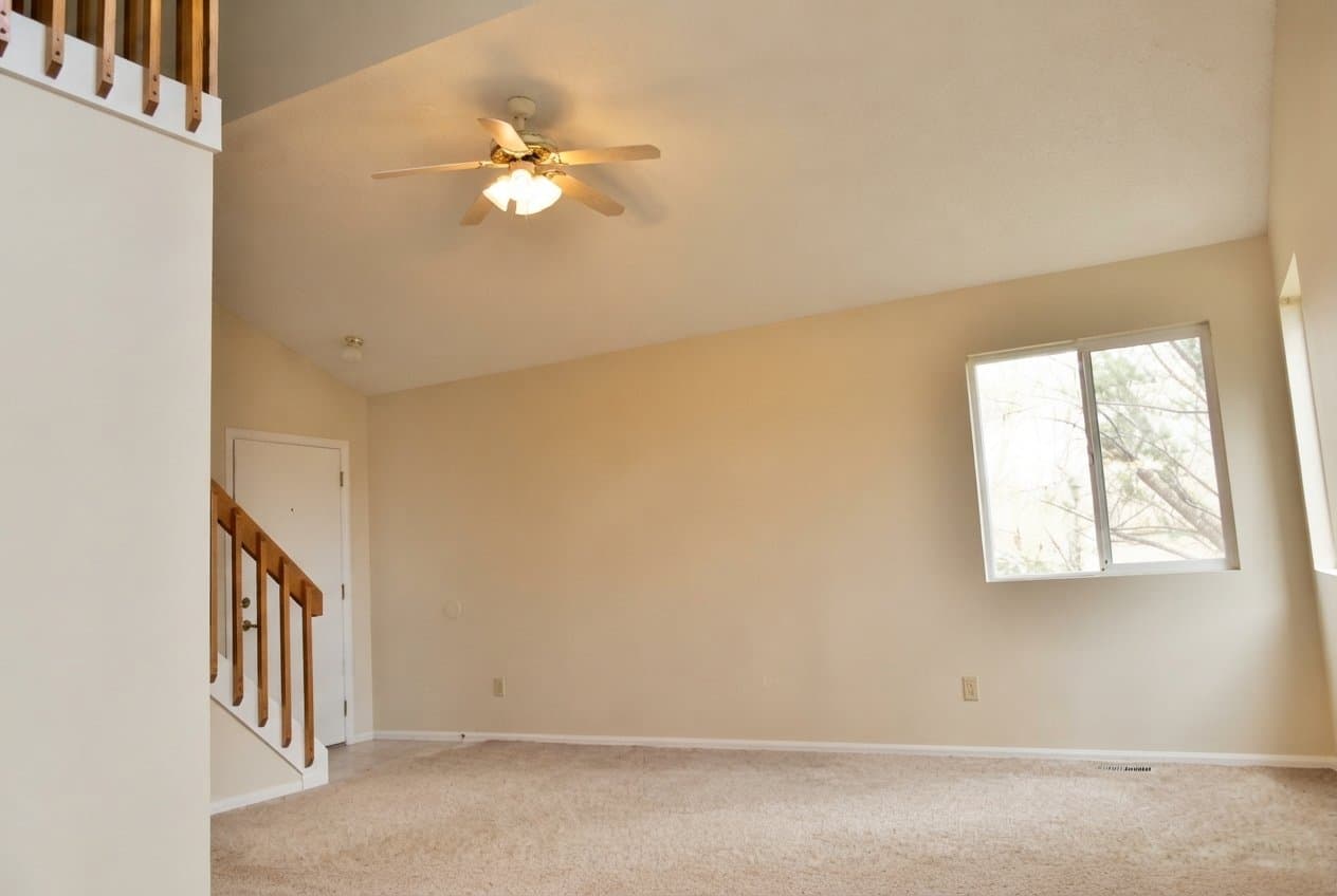 Fountain House: 517 Autumn Pl