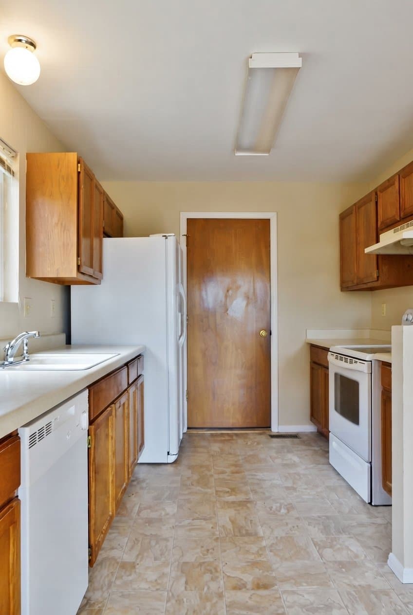 Fountain House: 517 Autumn Pl