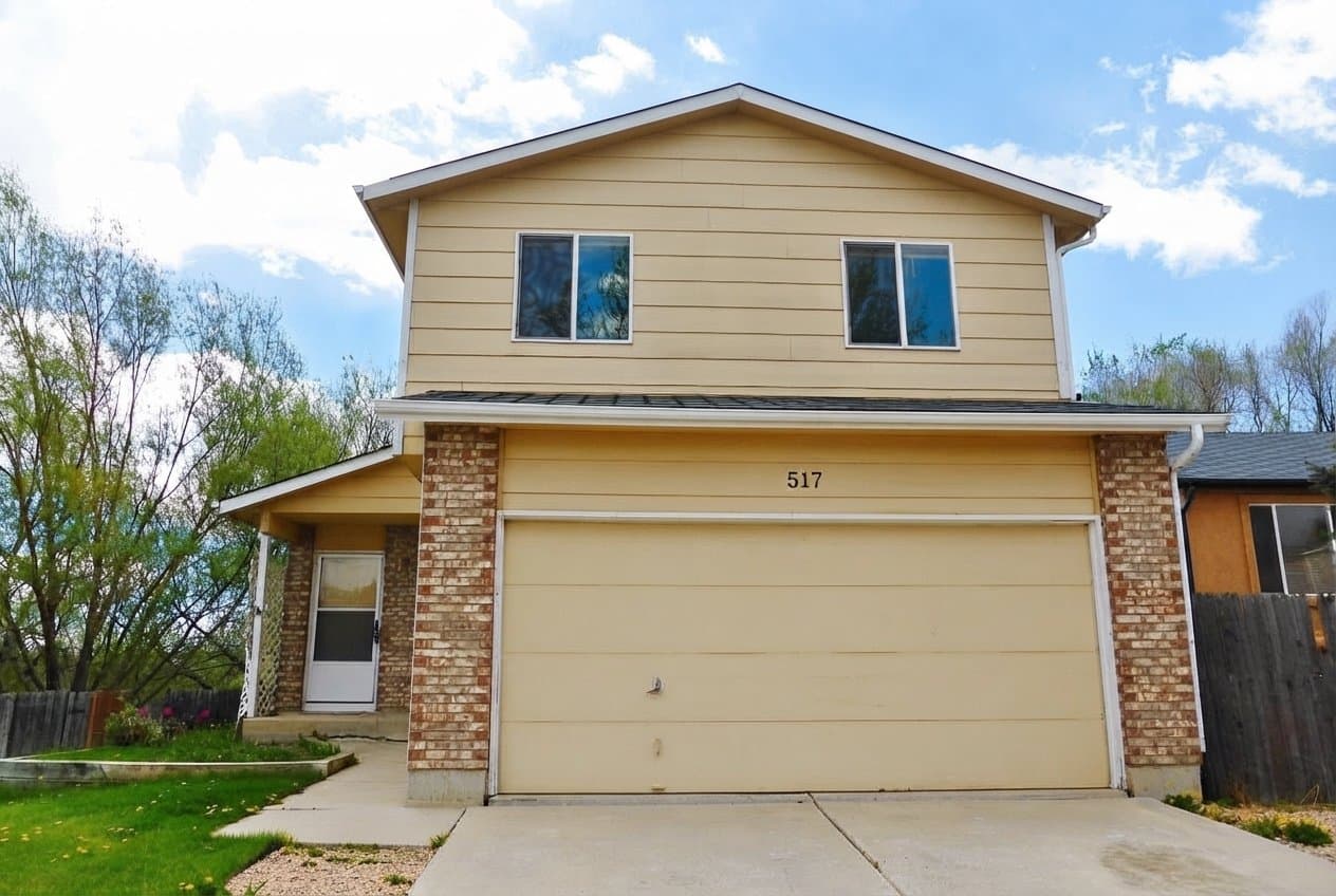 Fountain House: 517 Autumn Pl