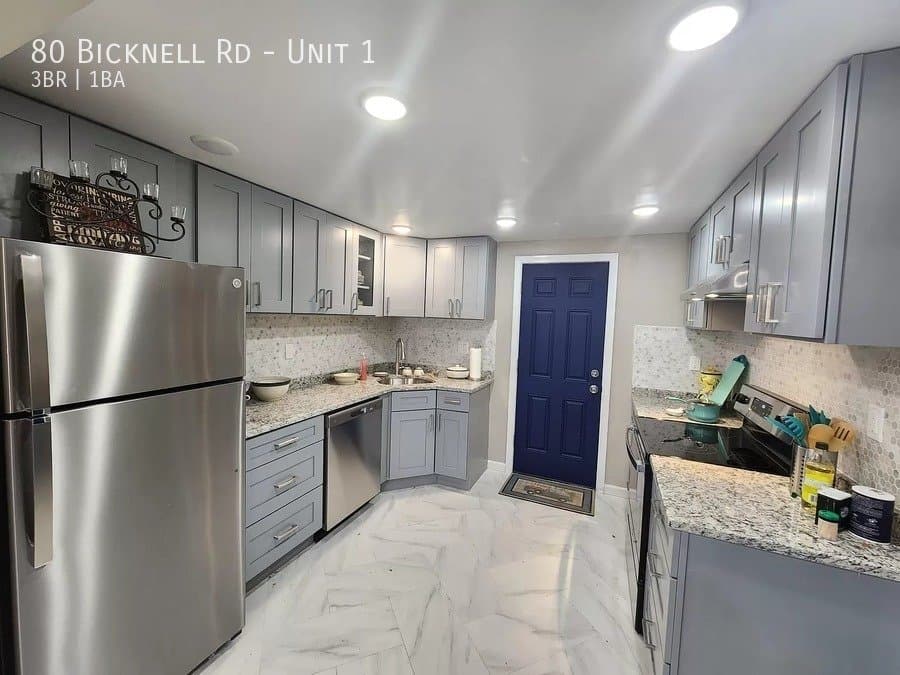 Ashford Apartment: 80 Bicknell Rd