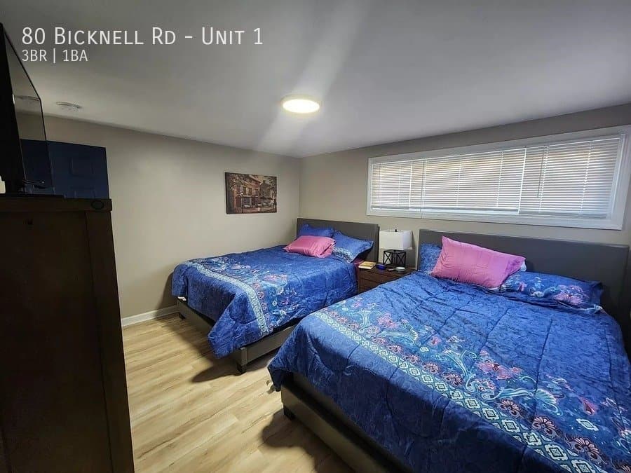 Ashford Apartment: 80 Bicknell Rd