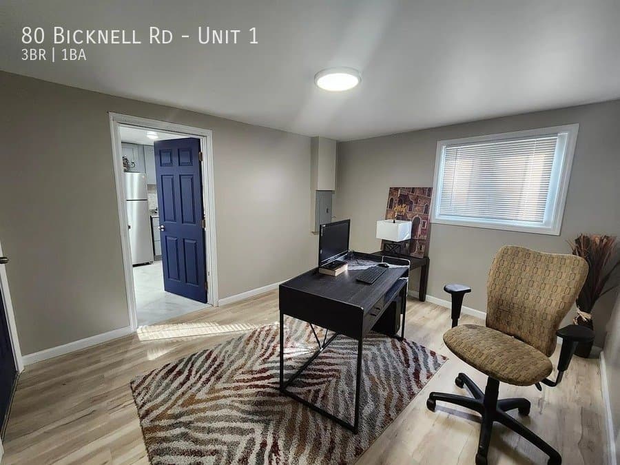 Ashford Apartment: 80 Bicknell Rd
