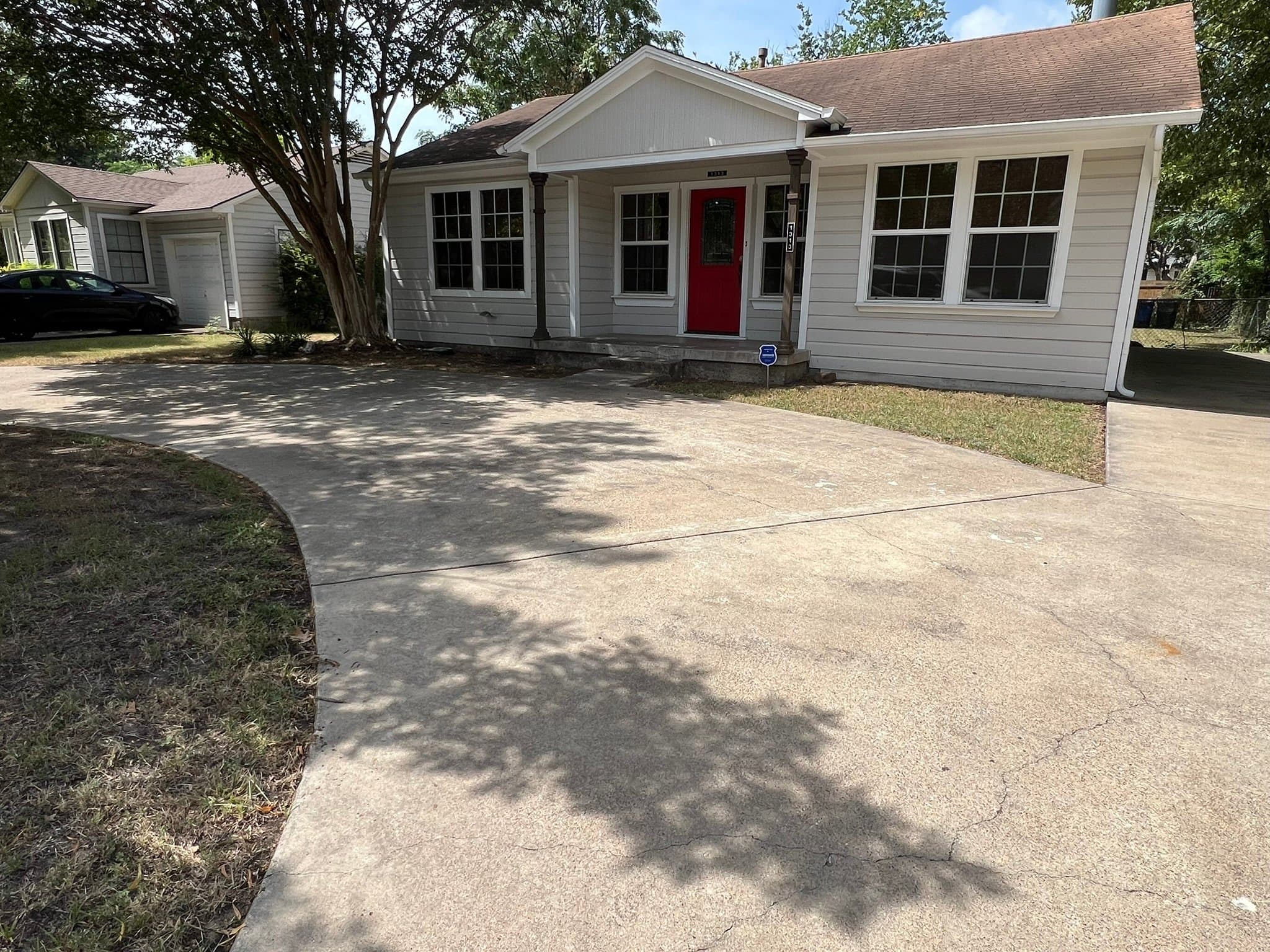Dallas House: 1313 Casa Vale Dr