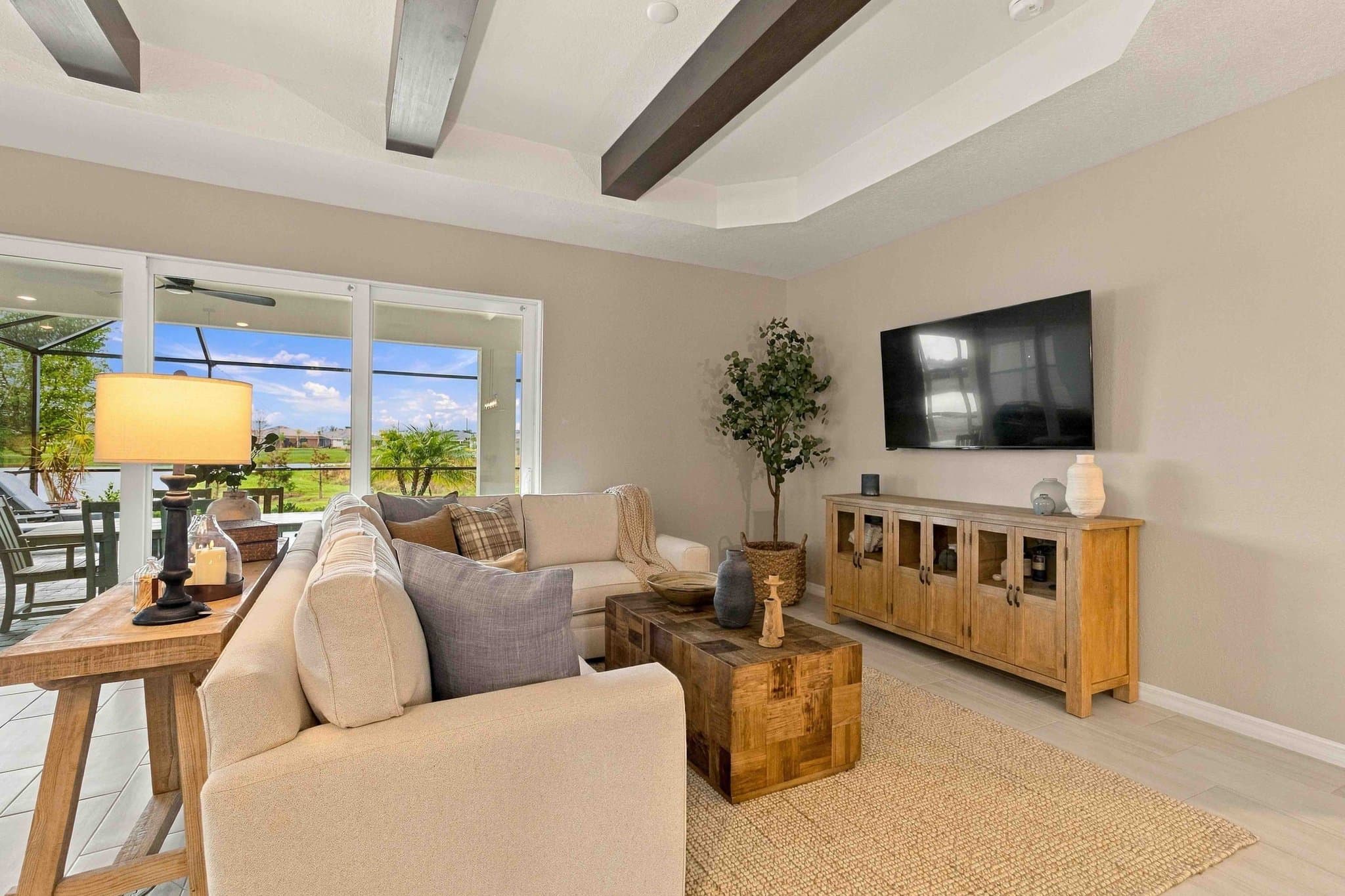 Bradenton House: 19104 Cherrystone Way